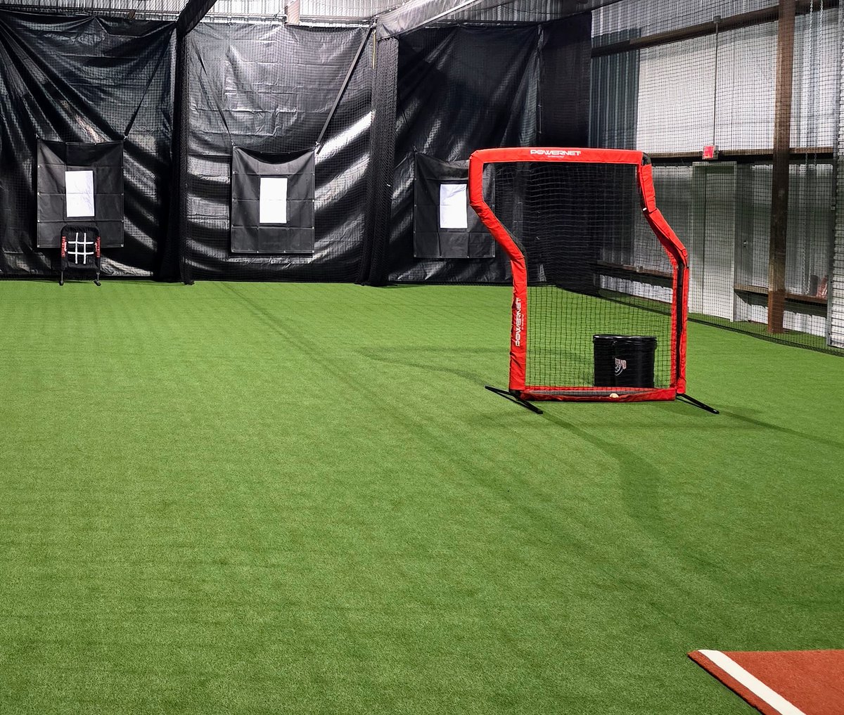 madeinusaswla's tweet image. "Swing into greatness at Utility Sports Academy, the premier baseball and softball hitting facility in Sulphur, LA! 🌟 Whether you're looking to perfect your swing, enhance your pitching, or just have fun, our top-notch cages and expert coaching are here to elevate your game.