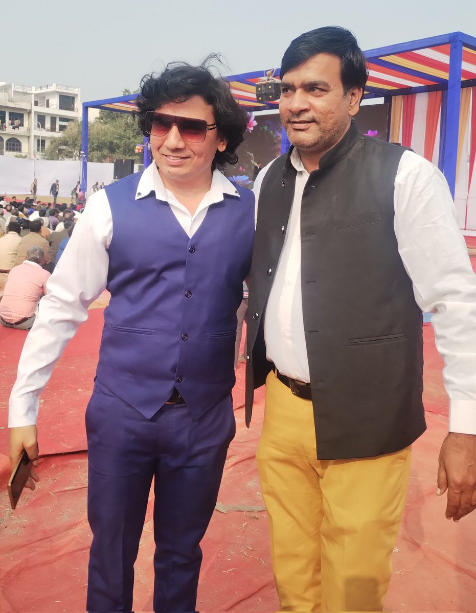 सब नजरीये की बात है जनाब...

कर्ण से कोइ पुछे, दुर्योधन कैसा था...