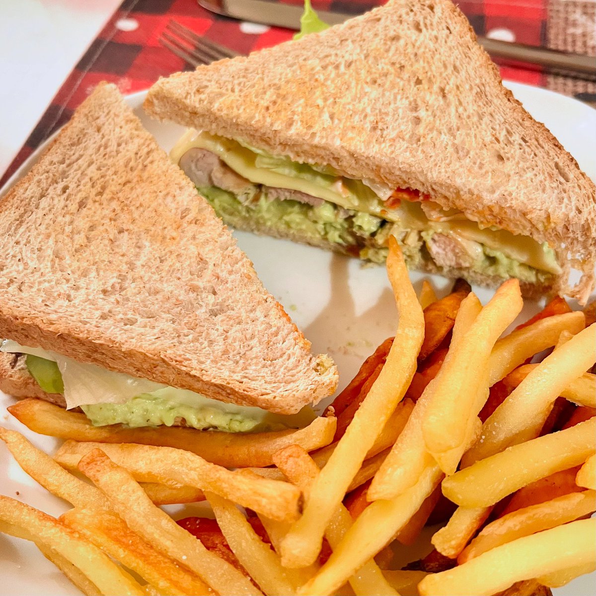 tigermaus8 tweet media