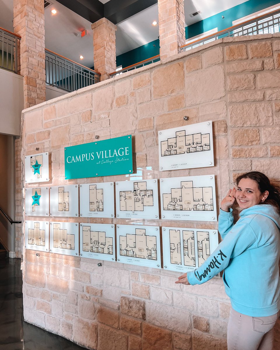 CampusVillageCS's tweet image. Come on in!🫵🏼👋🏼🤗

We are almost 70% pre-leased for next fall! 😱Come take a tour with us before we’re completely sold out. ⏳ If you are interested in touring our property, call our office today!☎️ 
 #cvsoutofthisworld #tamu #cvcs #tourtodayandsave