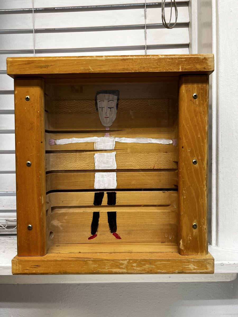 BillyTheMime's tweet photo. Open Dec 27th and 28th then we close forever. Big Art Labs 651 Clover St. Selected art 50% off! Write billysmovingartgallery@gmail.com 
#selftaughtartist #emergingartist #emergingart #emergingartists #emergingartistshowcase
#outsiderart #outsiderartists 
#losangelespainters https://t.co/SBFPkP2VKk