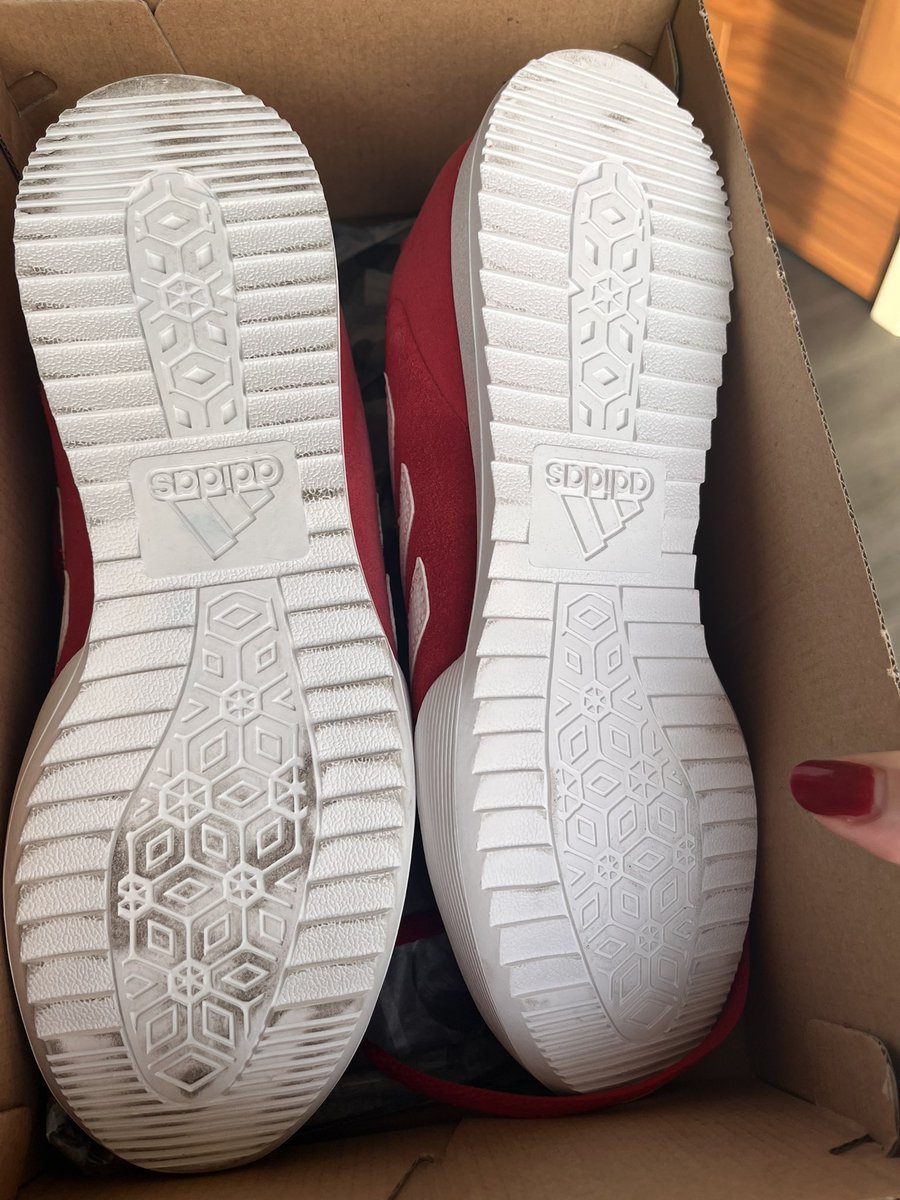 M22GLS's tweet photo. @SportsDirect_CS @SportsDirectUK my son received these for Christmas bought online by “Santa”. One has clearly been in store on display. When I am trying to return, it says I have to pay postage. No way am I paying to return these since this is no fault of my own. Shocking https://t.co/akUU72pHpR