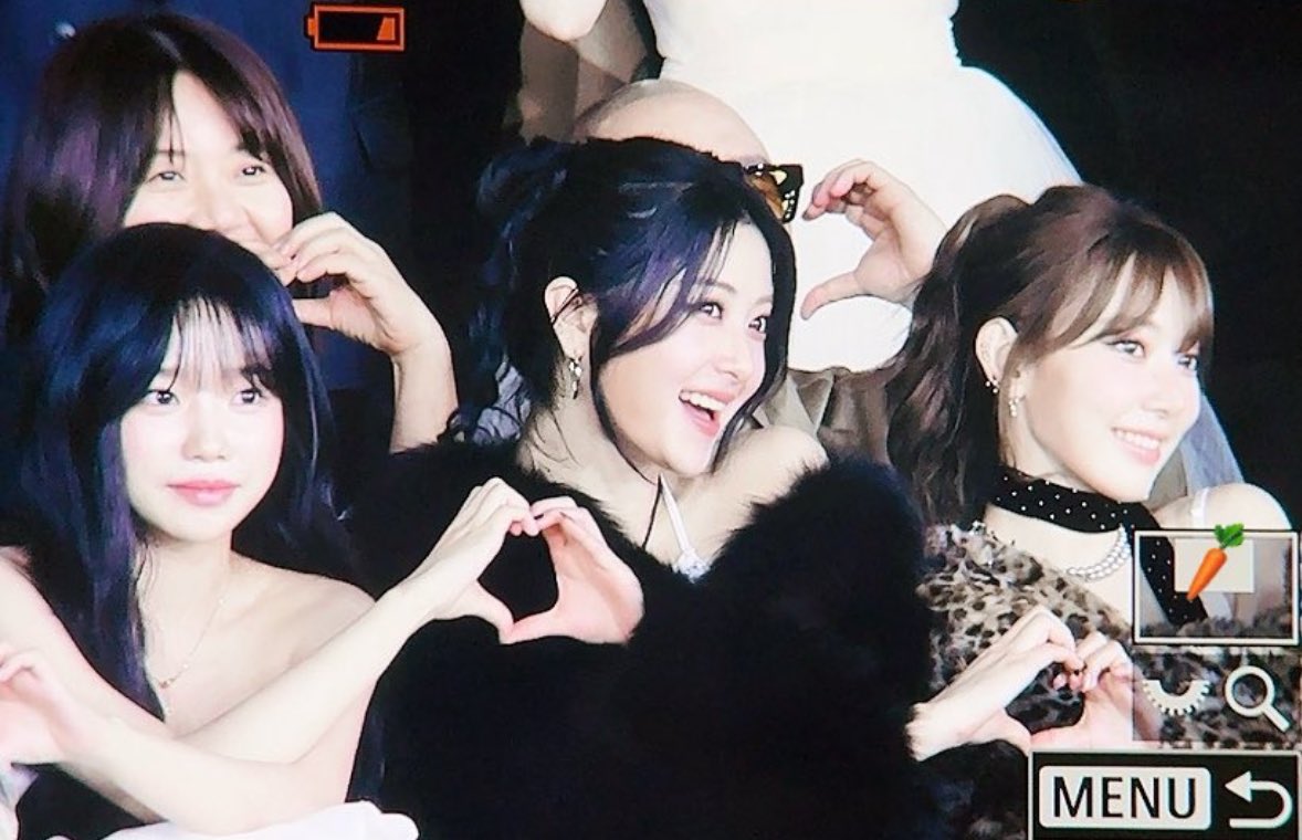hotcoolz &amp; jo yuri ᥫ᭡