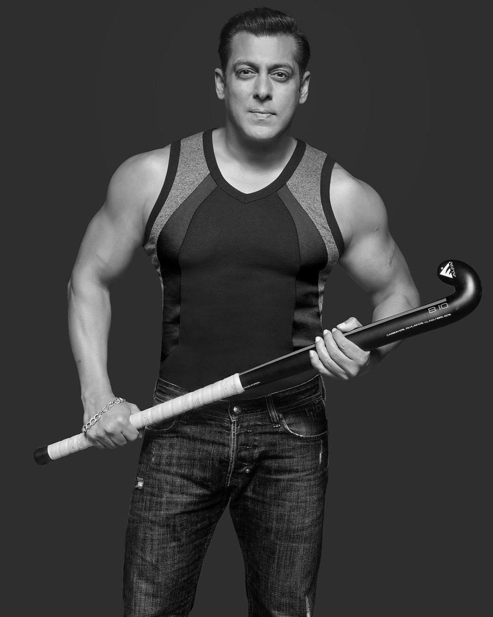 BeingA007's tweet photo. Happy Birthday Boss....
#BeingHuman #BeingHumanDay #HappyBirthdaySalmanKhan https://t.co/edNVOZBz3l