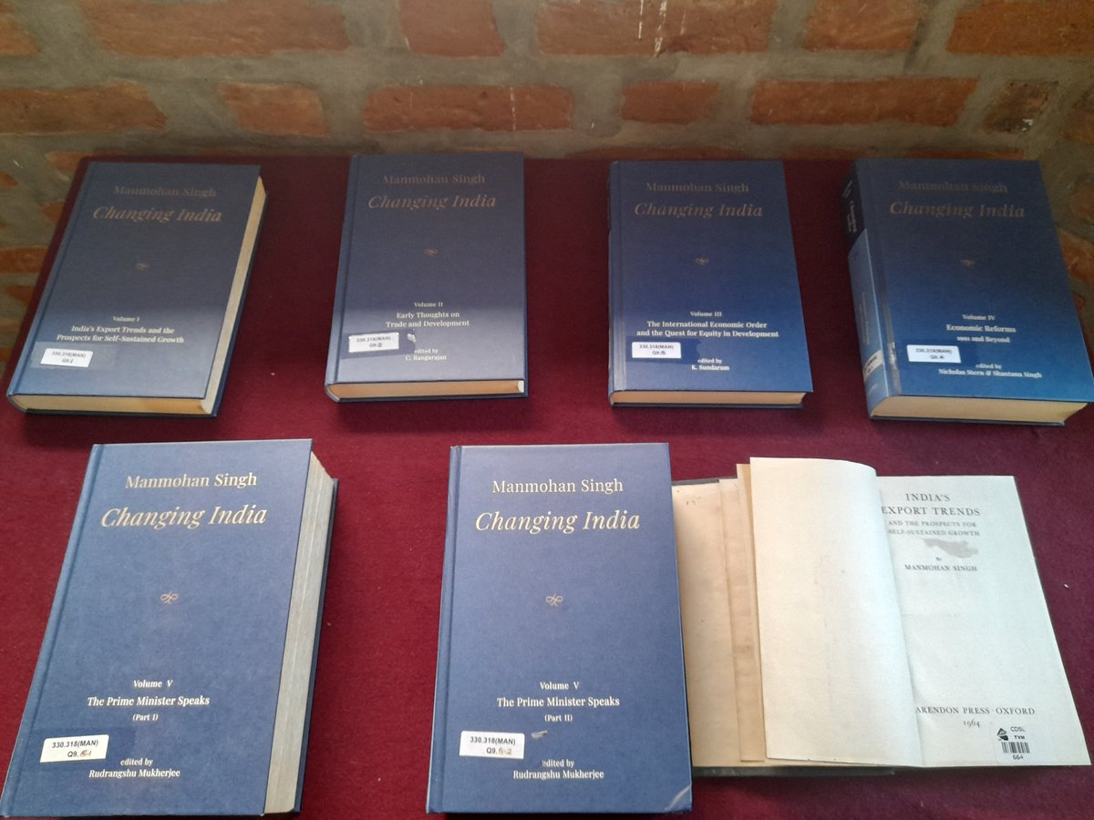 AmreshSenapati's tweet photo. Heartfelt tribute to the economist and politician Dr. Manmohan Singh, the architect of India's economic reforms 1991. 
@CdsTrivandrum library display publication of Dr. Singh. His work on India's Export Trends and Prospects is worth reading (It made my day).
#DrManmohanSingh 💙💙 https://t.co/xGrzpWepDg