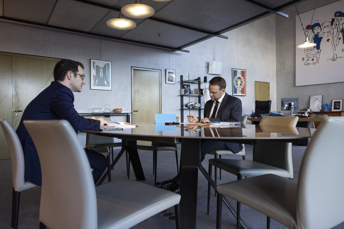 Marc Ferracci (@ferraccimarc) on Twitter photo Dès mardi, en prenant mes fonctions, j'ai eu un entretien avec <a href="/Eric_R_Lombard/">Eric Lombard</a>, ministre de l’Économie, des Finances et de la Souveraineté industrielle et numérique et j'ai eu un échange de travail avec <a href="/sophie_mourlon/">Sophie Mourlon</a>, directrice générale de l'énergie et du Climat.
Jeudi, j'ai Dès mardi, en prenant mes fonctions, j'ai eu un entretien avec <a href="/Eric_R_Lombard/">Eric Lombard</a>, ministre de l’Économie, des Finances et de la Souveraineté industrielle et numérique et j'ai eu un échange de travail avec <a href="/sophie_mourlon/">Sophie Mourlon</a>, directrice générale de l'énergie et du Climat.
Jeudi, j'ai