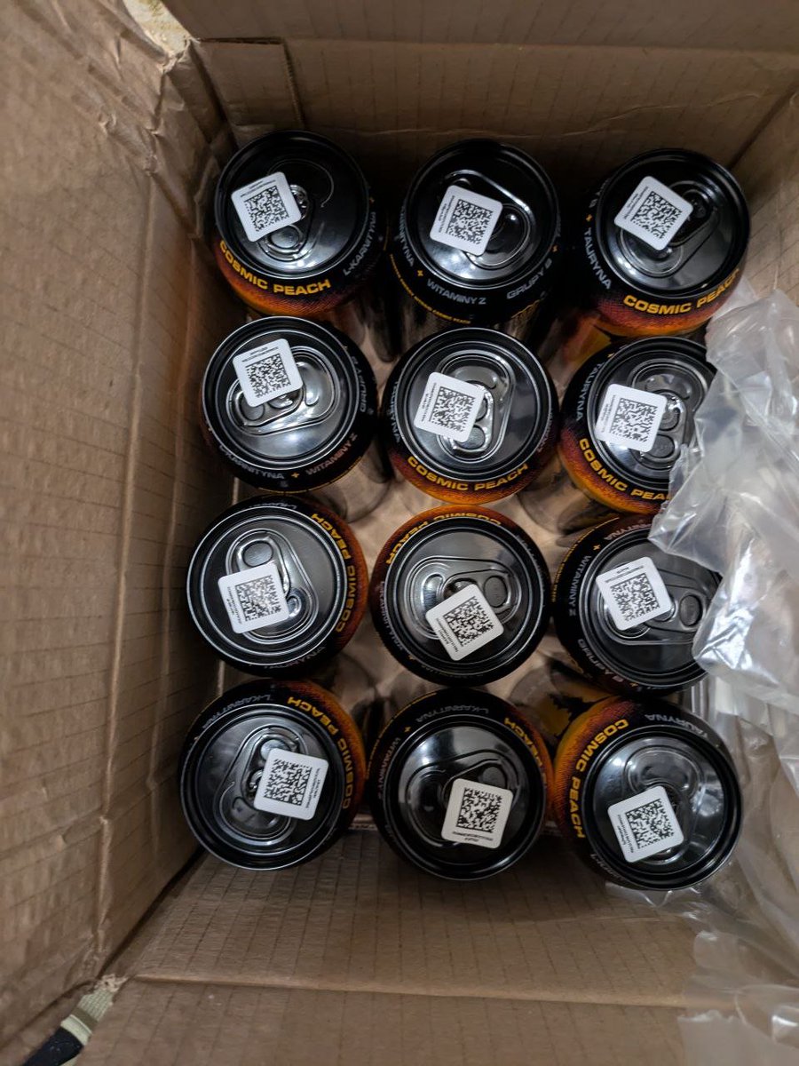 DimasKolbas26's tweet photo. Early new year self bought presents 😎 https://t.co/9rBPS7KVLT