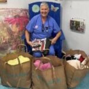 Primark and Dunelm donations have brought festive cheer to patients at Gateshead Health 🎄 🎁

The Gateshead branches of these two retailers ran festive campaigns for customers to give gifts to people who are ill, or in hospital over Christmas.

Read more: gatesheadhealth.nhs.uk/news/primark-a…