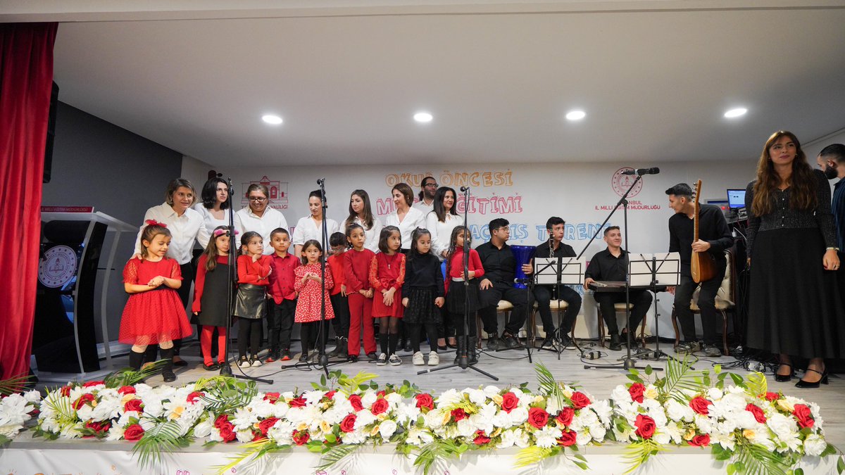 Okul Öncesi, Müzik Eğitimi Uygulayan Okul çalışması Beşiktaş Yıldız Erten Anaokulunda Vali Yardımcımız Mustafa KAYA ve İl Millî Eğitim Müdürümüz Murat Mücahit YENTÜR’ün katılımı ile başlatıldı.
<a href="/tcmeb/">Millî Eğitim Bakanlığı</a> <a href="/Yusuf__Tekin/">Yusuf Tekin</a> <a href="/mebtegm/">Temel Eğitim Genel Müdürlüğü</a> <a href="/ebubekirsavasci/">Ebubekir Sıddık Savaşçı</a> <a href="/istanbulilmem/">İstanbul İl Millî Eğitim Müdürlüğü</a> <a href="/MucahitYentur/">Murat Mücahit Yentür</a>