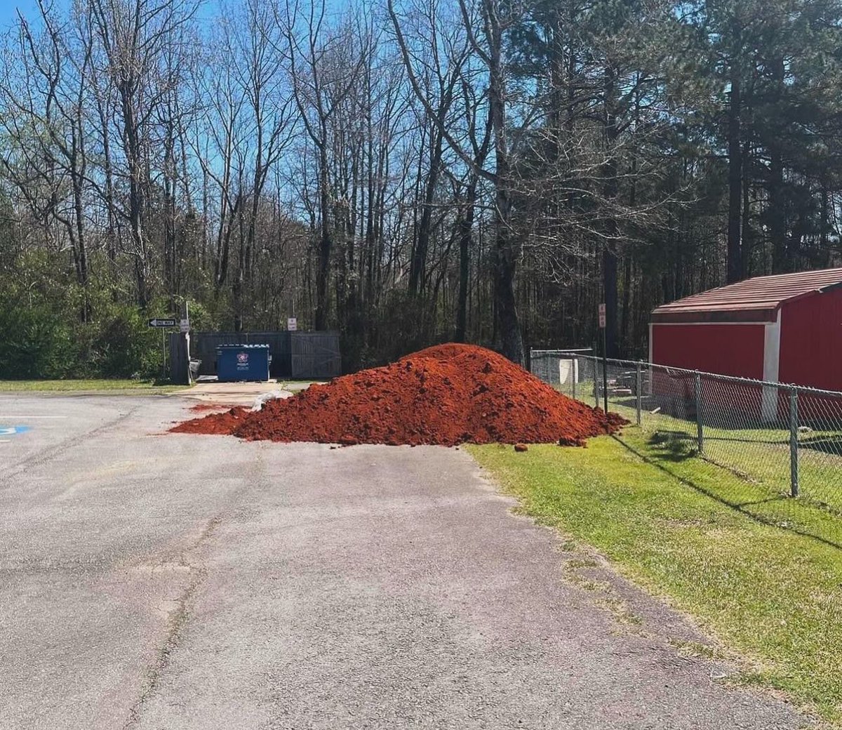 DIRTGottaLoveIt's tweet image. We hope you had a wonderful Christmas with your family and loved ones. We sure are ready for some big things with you all in 2025 👊🏼

#dirtgottaloveit #over60yearsstrong #thegoodstuff