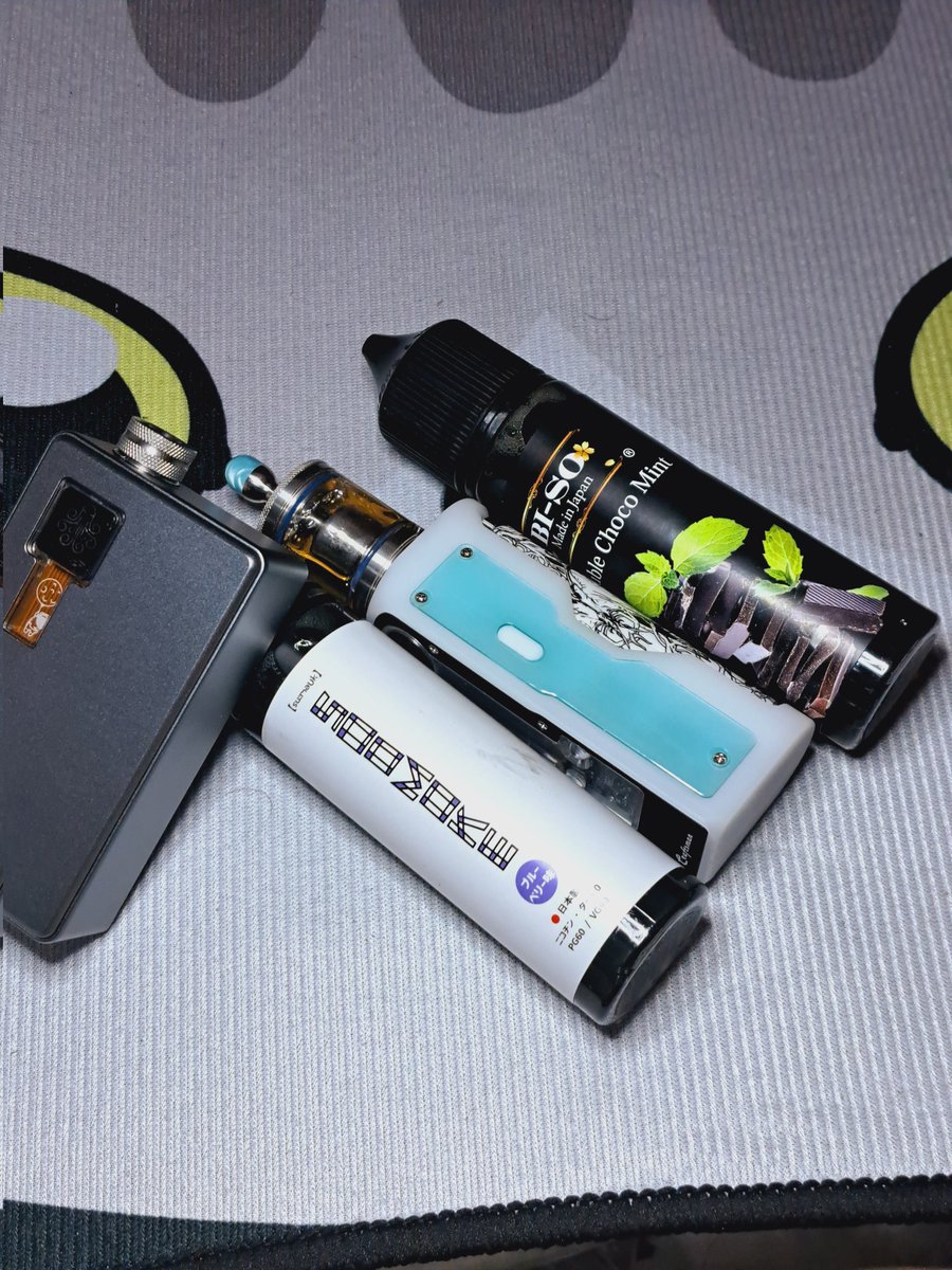 teada777teada7's tweet image. こんばんは  
チョコミントと共にお出かけしてました

寝ます  本日も1日ご安全に👍
 #KstyleのVAPE日記  #BISO  #Cthulhu