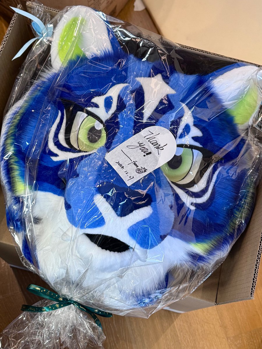 Booloo_🍍 (@booloo_blue) on Twitter photo 🤍💚💙🐯The last photo before sending it away! 🥹
Hope the baby arrives home safely😭
The tiger has gone to <a href="/wiire5/">iris martengender</a> 's house
#FursuitFriday #fursuit #fursuitmaker 🤍💚💙🐯The last photo before sending it away! 🥹
Hope the baby arrives home safely😭
The tiger has gone to <a href="/wiire5/">iris martengender</a> 's house
#FursuitFriday #fursuit #fursuitmaker