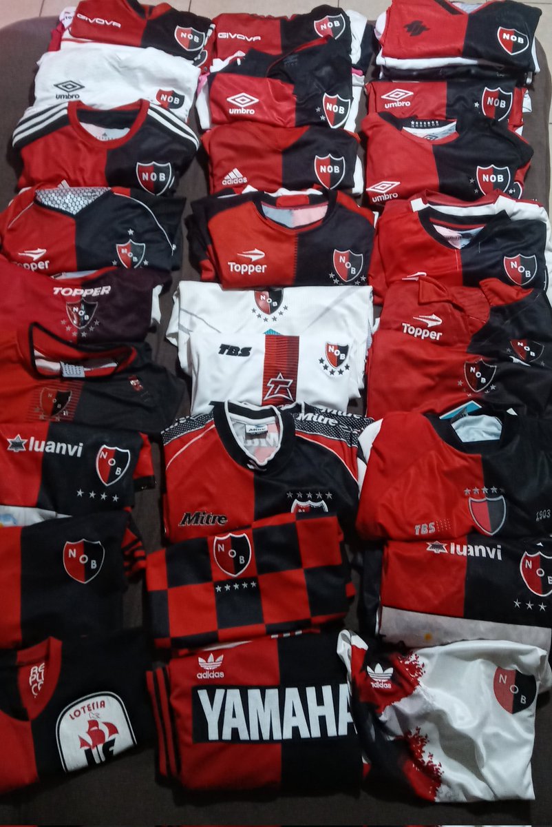 Ultima limpieza del 2024
Les deseo a todos ustedes un feliz año nuevo y a los leprosos un año lleno de alegrias para nosotros 🙏❤🖤
Newell's carajo!!!!