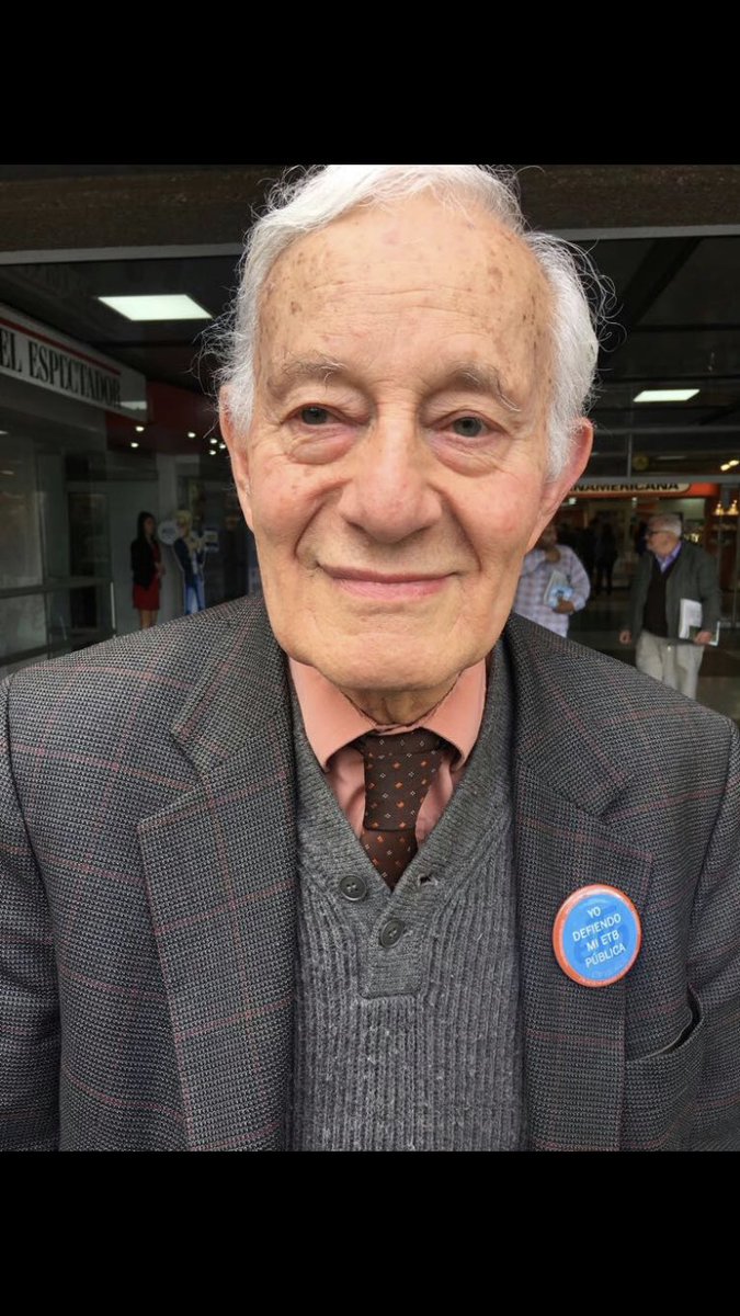 Despidiendo a mi gran amigo Enrique Santos Molano… Defensor de lo público <a href="/etb/">ETB</a> una pérdida lamentable para el país. Hombre maravilloso… intelectual… su ternura y valentía quedarán en mi corazón por siempre … 
⁦
🙏🙏🙏🙏🙏🙏🙏🙏
Paz en su tumba

#EnriqueSantosMolano