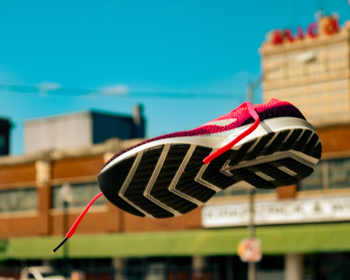 WacoRunningCo's tweet photo. 2025 is dropping in quick!  Make sure you have some fresh soles to take on your goals. #WeRunWaco https://t.co/VQmpPjT1Cp