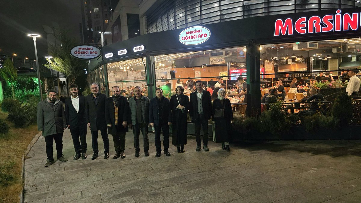 Uzun bir hazırlık sürecinin ardından bugün doktora yeterlik sınavımı başarıyla geçtim. Danışman hocam ve jüri üyeleri hocalarıma teşekkür ederim...