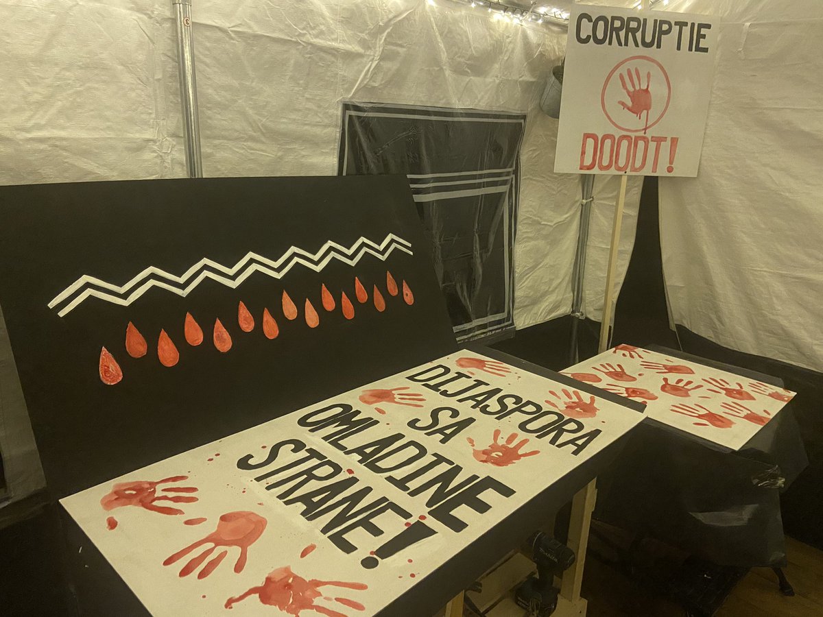 sever džigurski (@severdzigurski) on Twitter photo There’s no better way to spend holidays than in solitary with students!
Getting ready for the protest in <a href="/GemeenteDenHaag/">Gemeente Den Haag</a> tomorrow, 28 December at 13h in front of Serbian Embassy.
Join us in demand for #Transparency , #accountability and #justice There’s no better way to spend holidays than in solitary with students!
Getting ready for the protest in <a href="/GemeenteDenHaag/">Gemeente Den Haag</a> tomorrow, 28 December at 13h in front of Serbian Embassy.
Join us in demand for #Transparency , #accountability and #justice