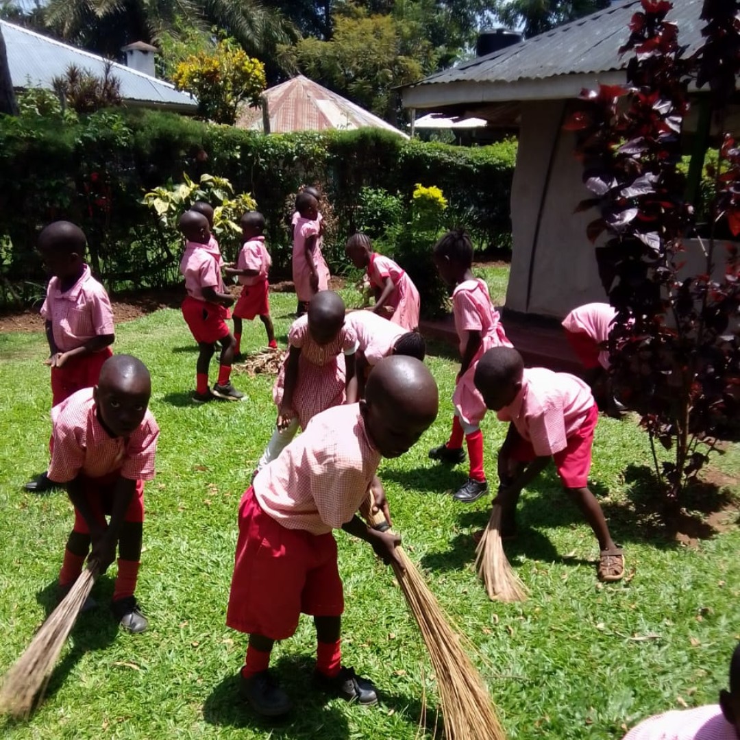 TheNasioTrust's tweet photo. Environmental education encourages children to think critically about the world around them.
#internationaldevelopment #kenya #charity #poverty #health #education #environment #criticalthinking https://t.co/GdWeBKLzJ2
