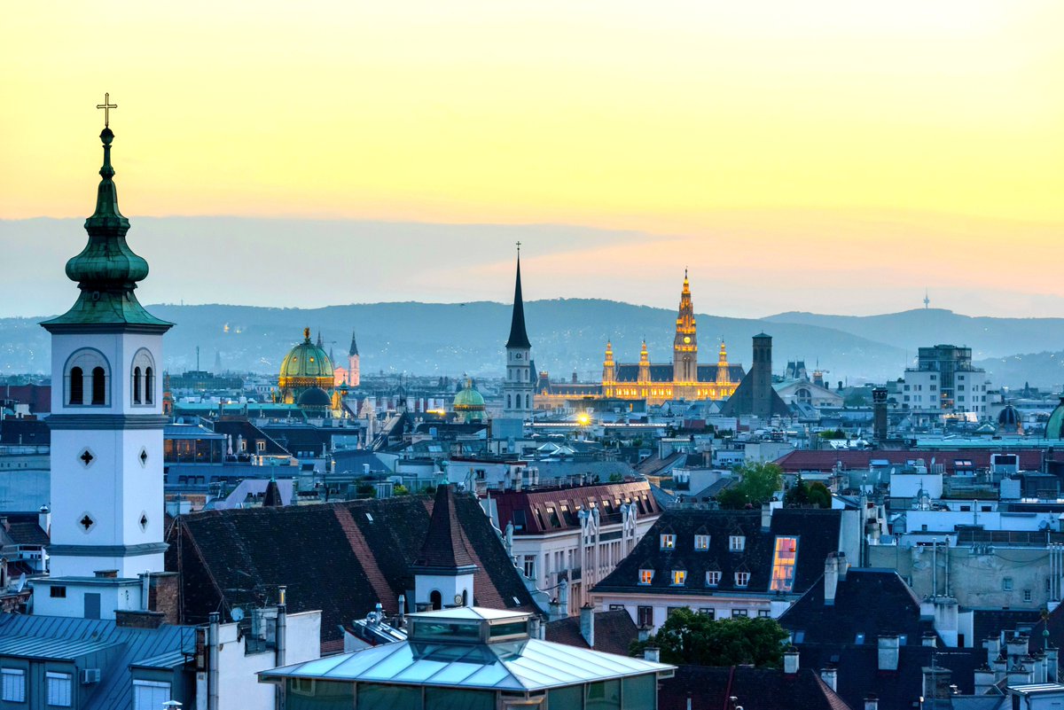 English Symphony Orchestra (@englishsymphony) on Twitter photo 🎶VIENNESE MAGIC🎶
🎻#NewYear2025 Concert <a href="/CheltenhamTH/">Cheltenham Town Hall</a>
Sat 4th Jan, 3pm
As the #NewYear unfolds, immerse yourself in an afternoon filled with enchanting melodies with <a href="/SingforJoy3/">April Lyn Fredrick</a> & @ZoeBeyersViolin
Find out more & book your tickets: eso.co.uk/04jan25-chelte… 🎶VIENNESE MAGIC🎶
🎻#NewYear2025 Concert <a href="/CheltenhamTH/">Cheltenham Town Hall</a>
Sat 4th Jan, 3pm
As the #NewYear unfolds, immerse yourself in an afternoon filled with enchanting melodies with <a href="/SingforJoy3/">April Lyn Fredrick</a> & @ZoeBeyersViolin
Find out more & book your tickets: eso.co.uk/04jan25-chelte…