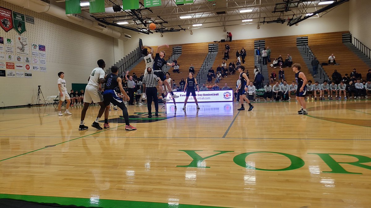 Glenbard West 66
Riverside-Brookfield 55

At York - Jack Tosh
Second Round - Consolation 

Glenbard West:
TJ Williams 25
Julian Yeh 11
Josh Abushanab 10

Riverside-Brookfield:
Danny Loftus 19
Vince Dockendorf 12
