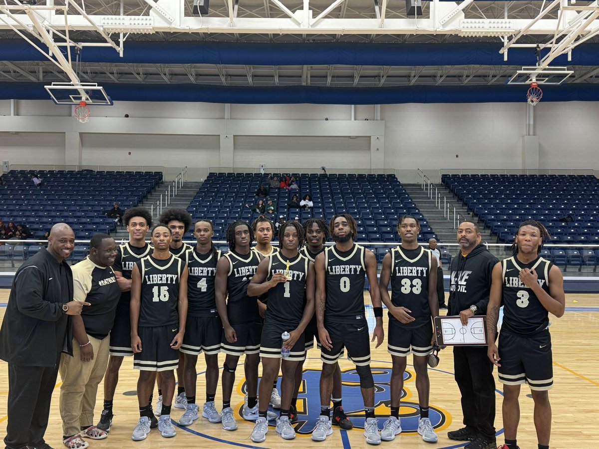 1st Game in the books at the 2nd Annual Hoopin’ At The High

Liberty County 51
Elijah Brown 25p (Player of the Game)
Chris Miller 12p
Devin Scott 10p

New Hampstead 47
Antoine Youmans 17p
Rashaun Truell 15p (Player of the Game)
Kentavious Woodbury 11p