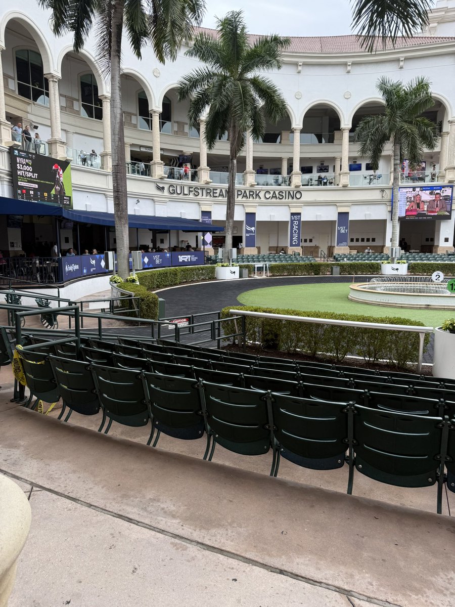 What’s a vacation without some horse racing?