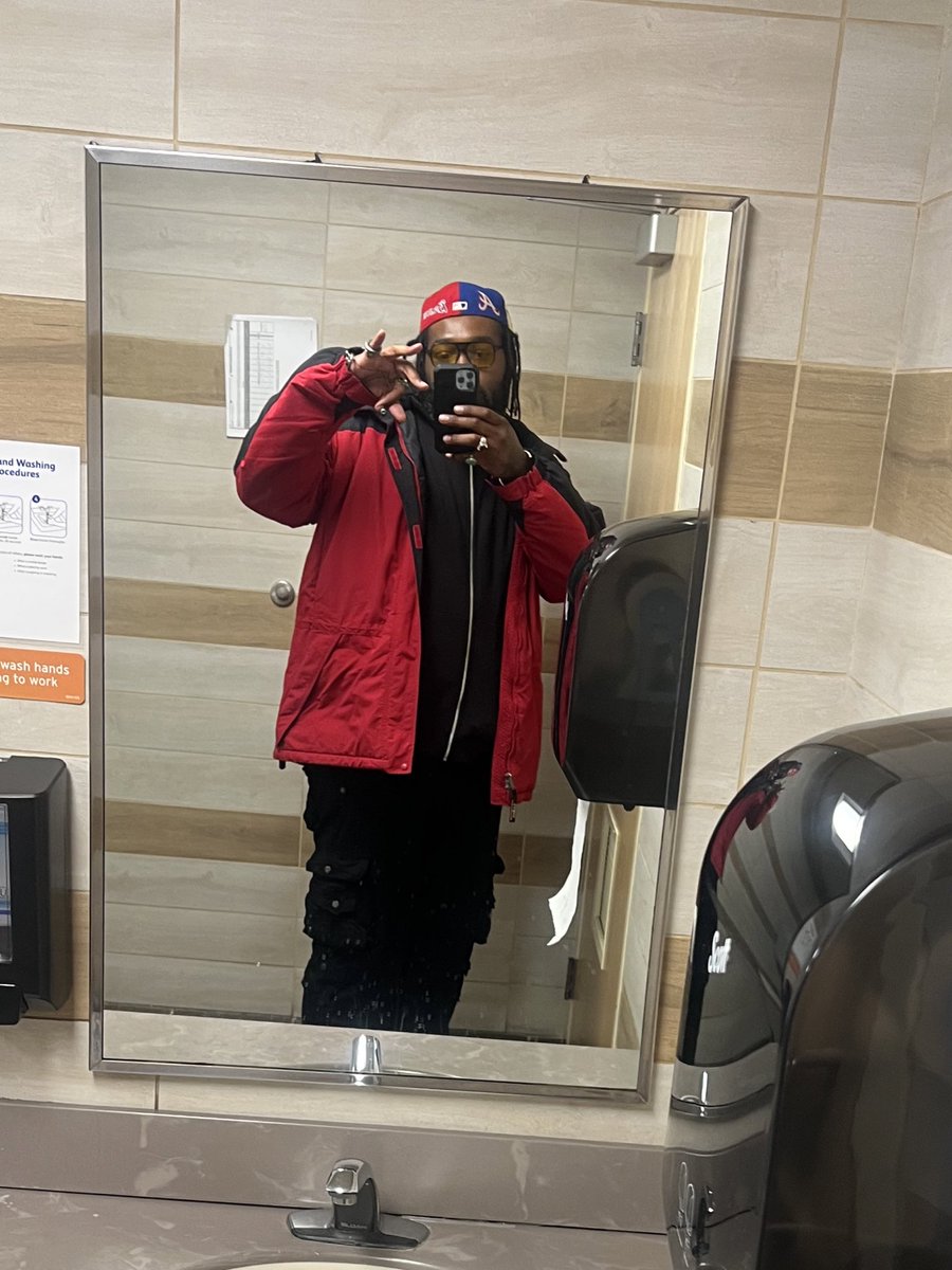 xkolbyxx's tweet photo. @theblacktongue @the64thfloor @SANDfuckinTOAST @rhakimali @LILBABYSUPLEX @glockstarslim @TooLostDistro @babyyjupe @mobangaz 🥷🏴‍☠️🕯️🤓⚔️🧥 https://t.co/2KlzMyYJ0s