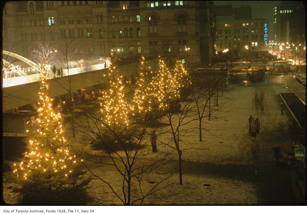 Toronto Archives (@torontoarchives) on Twitter photo From the Harvey R. Naylor file of New City Hall images, holiday decorations at Nathan Philips Square fifty years ago. 
ow.ly/CoU150UupaM
#TOhistory #TorontoArchives From the Harvey R. Naylor file of New City Hall images, holiday decorations at Nathan Philips Square fifty years ago. 
ow.ly/CoU150UupaM
#TOhistory #TorontoArchives