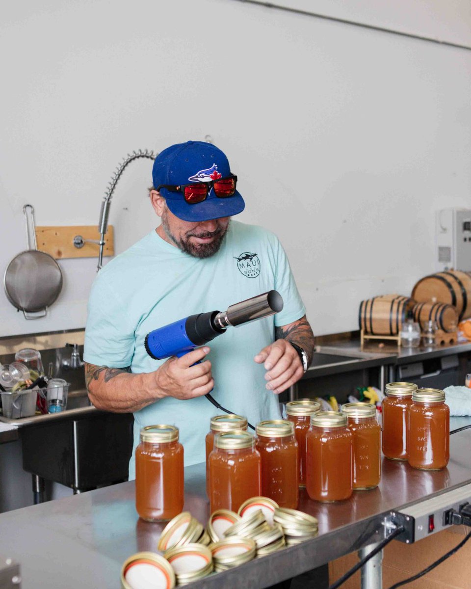 Apple Pie Shine is festivities in a glass! Smooth, spiced, and perfect over ice, it’s like dessert you can sip. 🥃✨

This fan fave is always perfect for NYE shots as well.