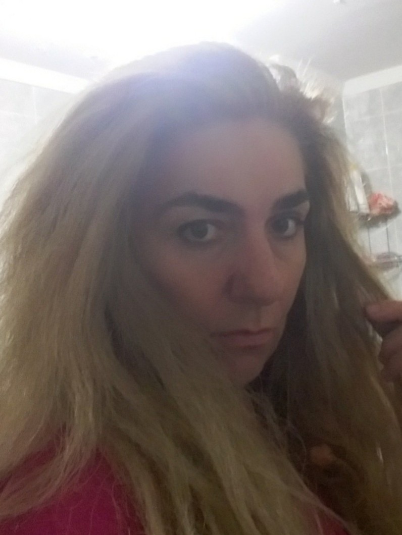 Yorulduğunda yere çök dinlen ve doğrul yaslanacak duvar yine kendinsin.