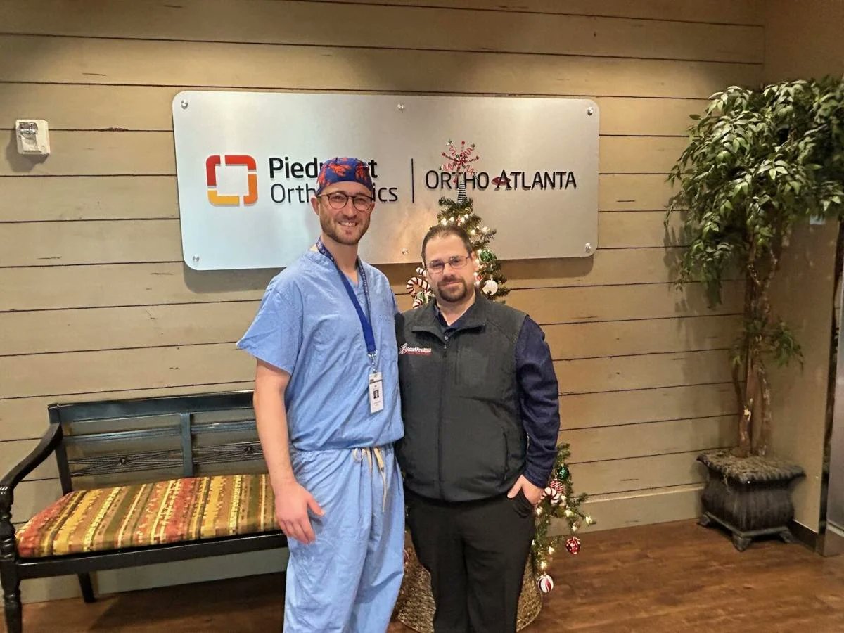 Going into surgery, this patient wasn’t sure if he might lose a limb.  After surgery, he set a personal goal of walking up to Dr. O’Neill to shake his hand and say thank you.  Read more: tinyurl.com/fepexxt7