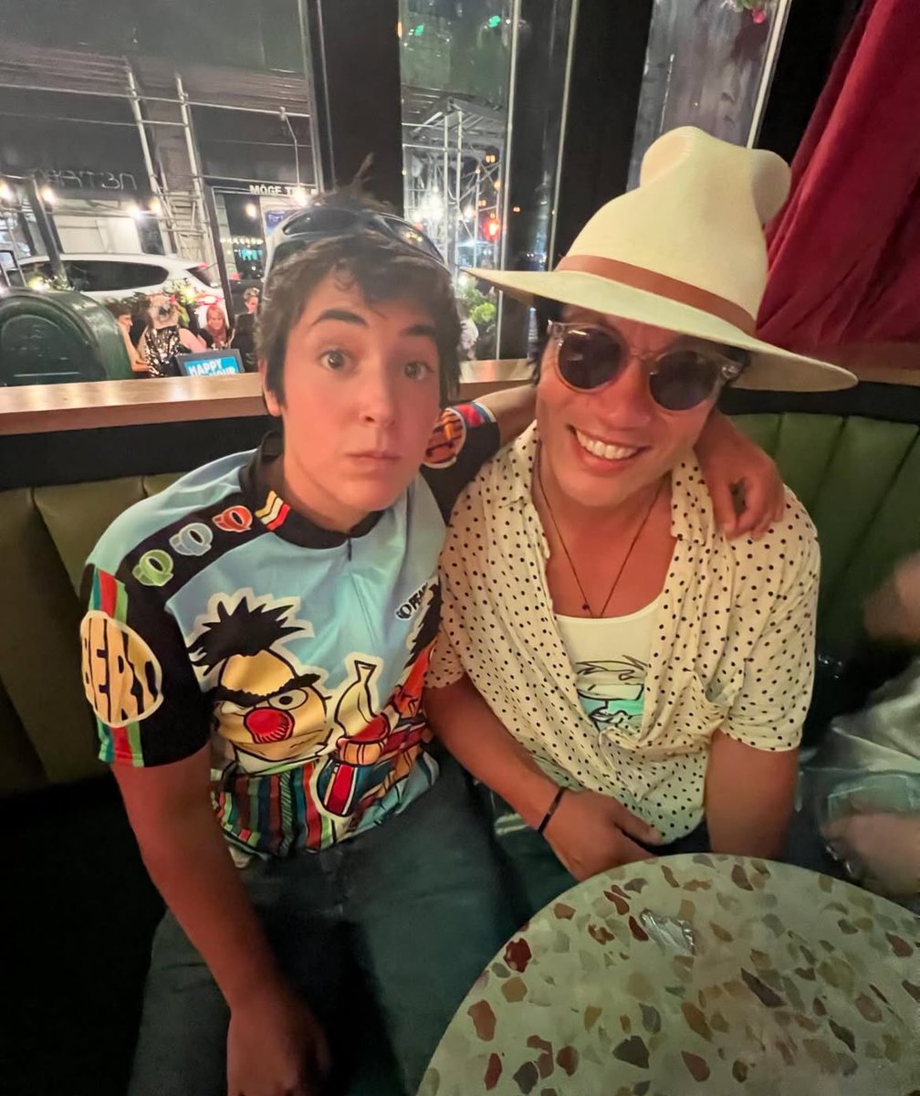 powerofvethoe's tweet image. BABE wake UP new teeny / sol content just DROPPED!!

thank u for blessing us w this @teenychill @blamethesolomon 

#Survivor47 #Survivor