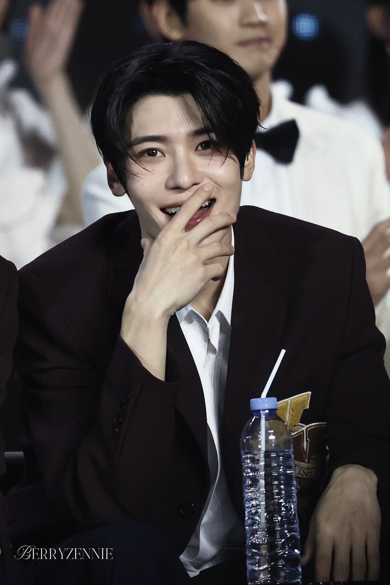 241227 AAA Bangkok

#NCTWISH #SION #시온