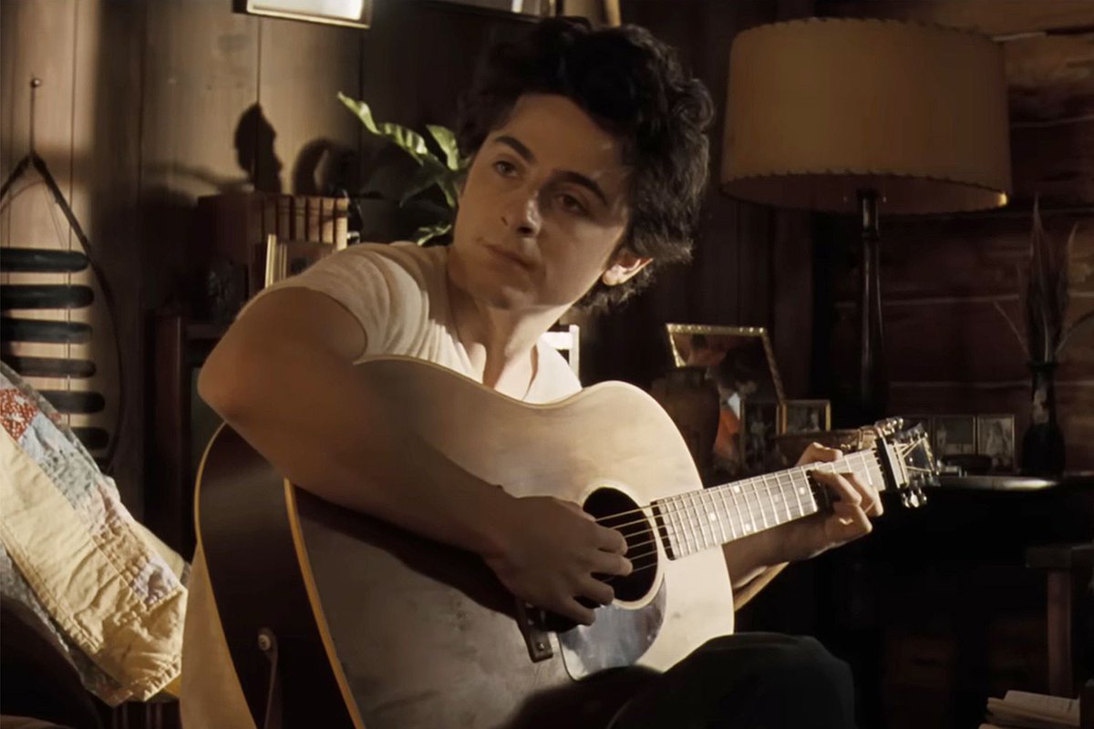 ThatAshleyErin's tweet photo. Timothée Chalamet gives a career best performance in A COMPLETE UNKNOWN, embodying the enigmatic genius of Bob Dylan.

Review: https://t.co/6cw2TLZdBD

#ACompleteUnknown https://t.co/XQfODM7bBD