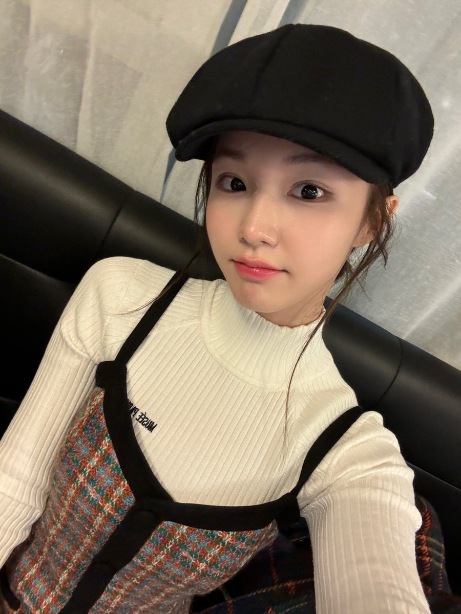 nana pics tweet media