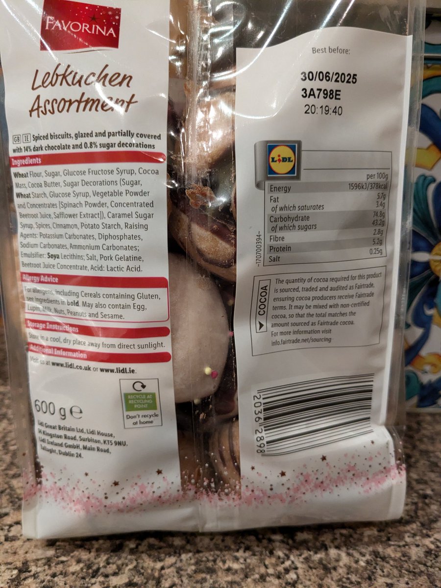 Hi <a href="/LidlGB/">@LidlGB</a>,
Probably a good idea to make it very, very clear to any vegetarian/vegan/Muslim/Jewish customers that your lebkuchen are riddled with PORK GELATINE. Really disgusting to have eaten one before clocking the ingredients. Not happy. Also, why the hell?!?