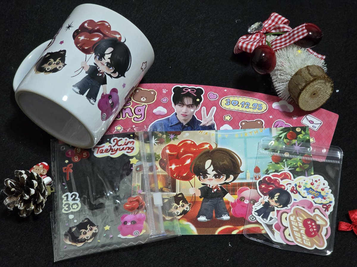 จะสิ้นปีแล้ว มารีวิว กอว. งานต่างๆ ที่ได้ไปมาตลอดปี 2024 รีวิวช้าขออภัยด้วยนะค้าบบบ #รีวิวฟอร์ยูbyPB

เริ่มที่งานล่าสุดกันเล้ยยยยย
พกจ. น่ารักๆ และ สตก #review_twric / #ahgamy_Review / #กอวjoonnoey / #GAW 💜🫶
กอว. สุดจึ้งจากงาน #NeverEndingLoveforV