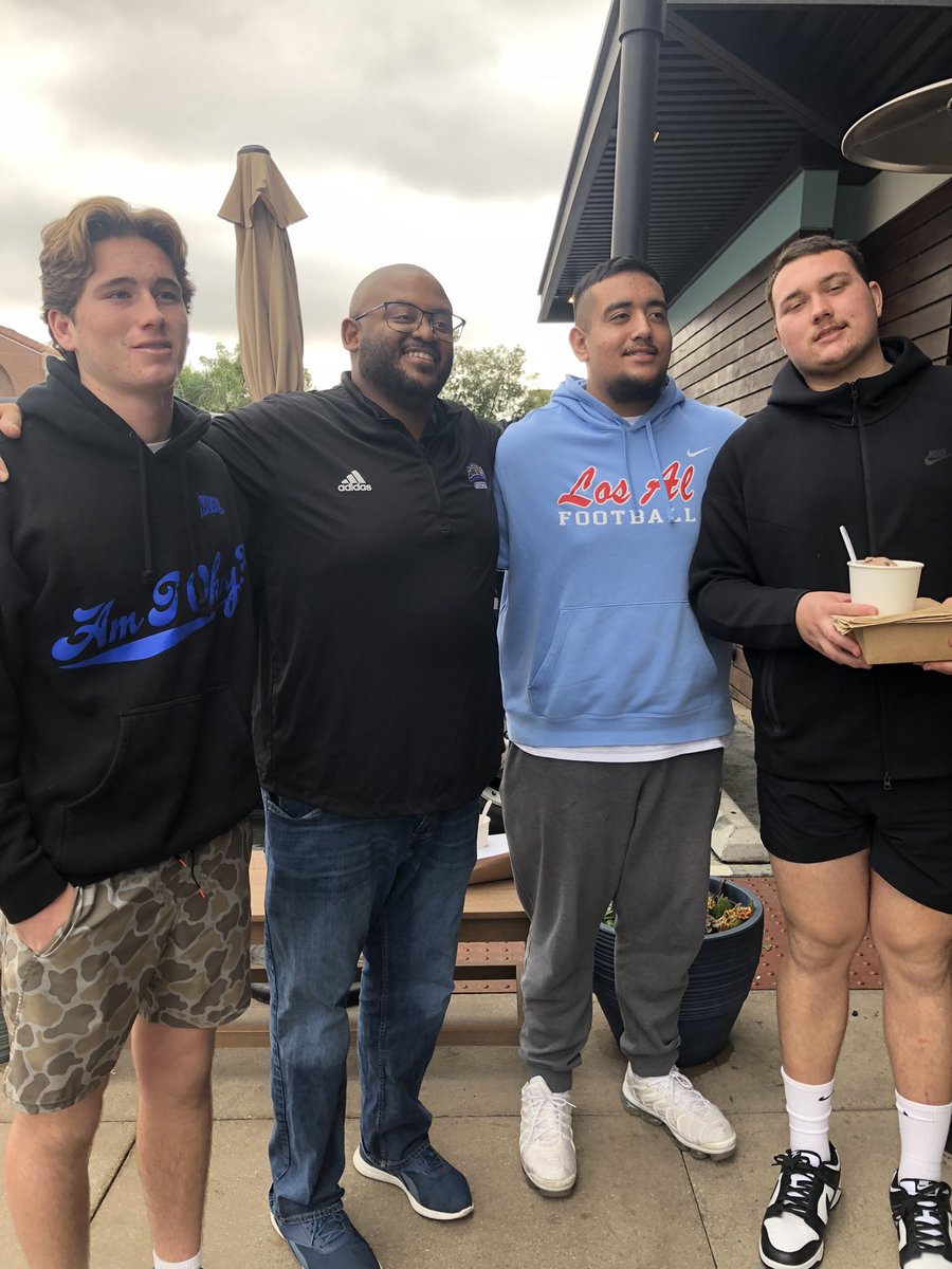 Great meeting with Coach <a href="/vincentgrigsby/">Coach Grigsby</a> today 

<a href="/FootballBethany/">Bethany College Football</a>