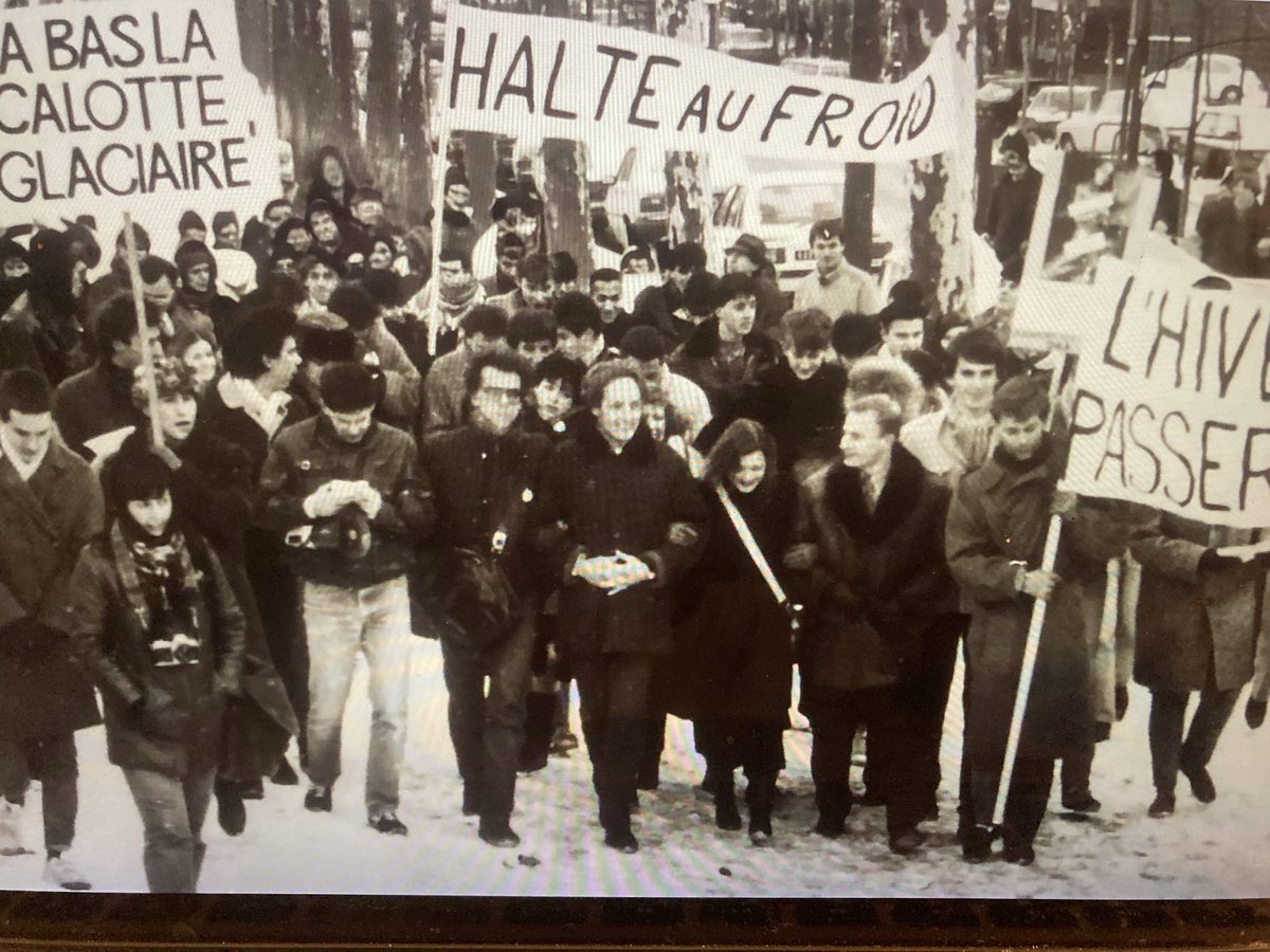 basiledekoch's tweet photo. 1985 : L’IMAGE QUI A FAIT TREMBLER LE POUVOIR !

40 ans après la Manif contre le Froid, JALONS t’invite 
dimanche 12 janvier 2025 à 15h
à un Dépôt de Gerbe 
au métro Glacière. https://t.co/1Qq7Jx4iqK