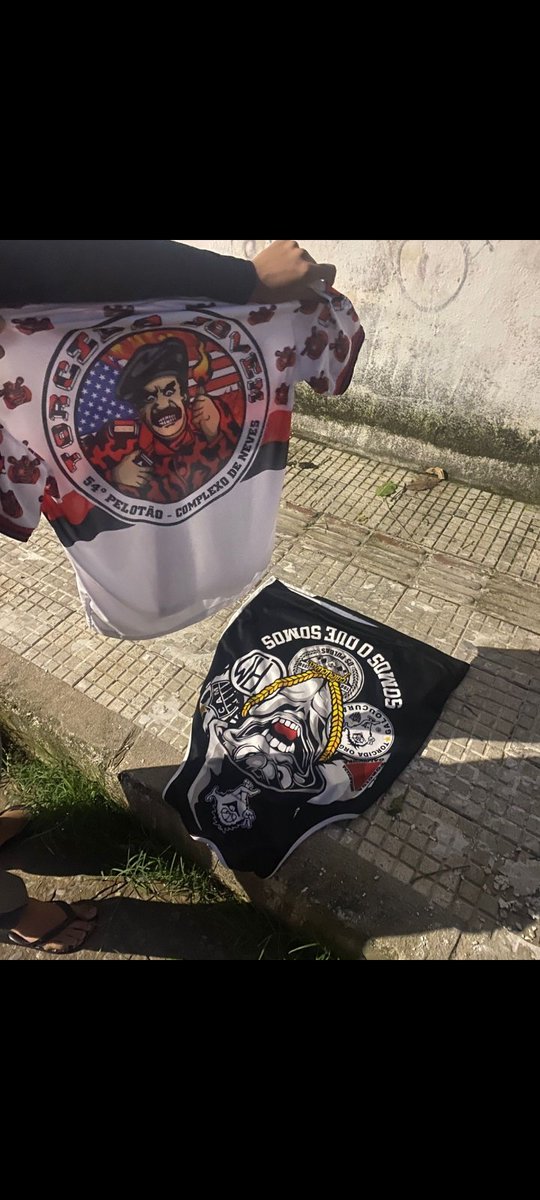 leftmazda's tweet photo. É a jovem porra 🚂👹 https://t.co/0yX7ViQuAD