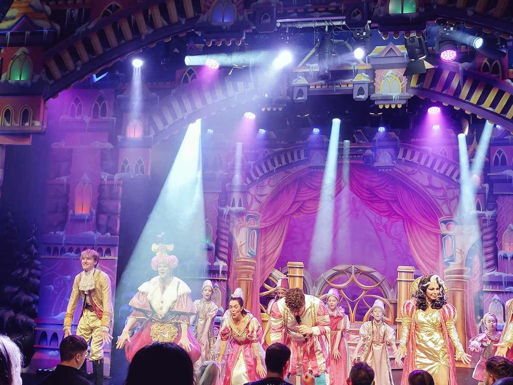 Caroline Elsey tweet media