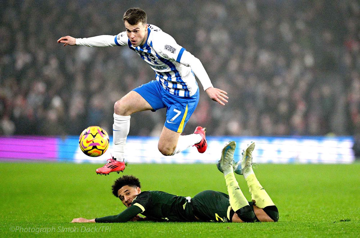 BennettsField's tweet image. The best thing tonight was seeing this fella back on the pitch. Solly, Solly March.