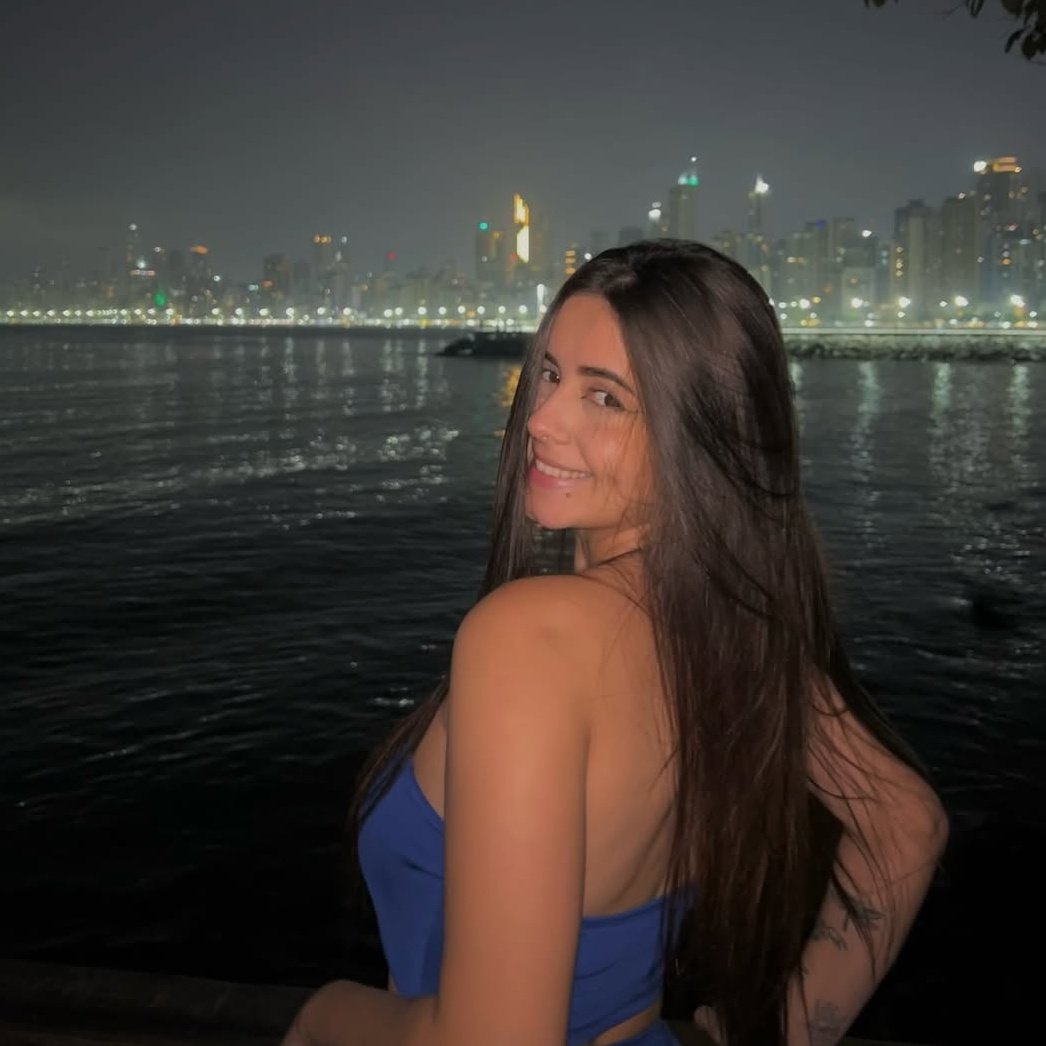 nadinduda's tweet photo. ESSE MANO deu um bolo NELA.
não me conformo com homens feios dando bolo em mulheres bonitas E MAIS, disse que a outra que ele escolheu era mais bonita. https://t.co/FtMX9EFiaC