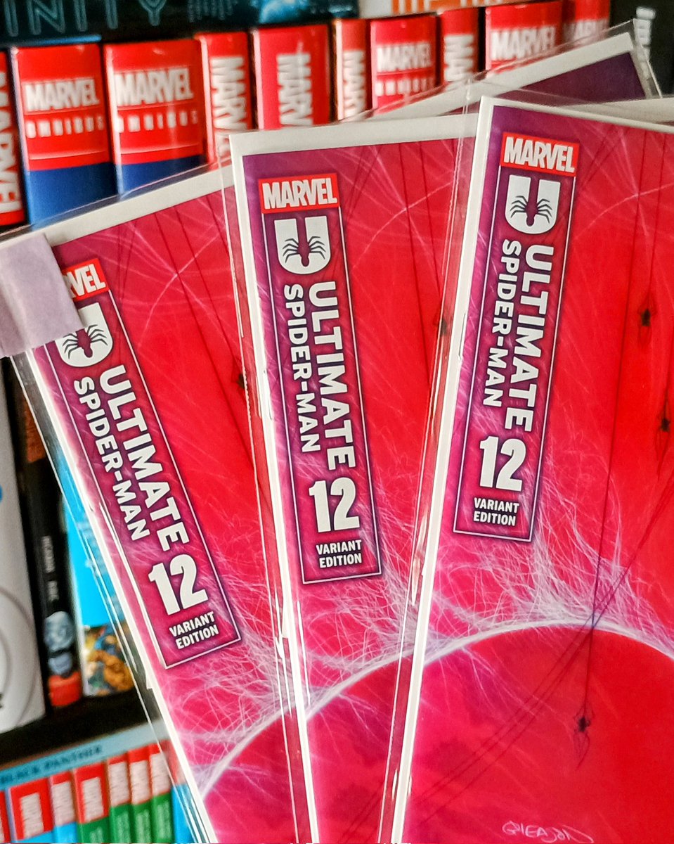 luiseatscomics's tweet photo. Just came in the mail! Ultimate Spider-Man #12 exclusive variant by @patrick_gleason! Came with this little sketch card. Ordered 3 for two of my buds as well. Great cover! https://t.co/SpFO6Ah2Kx