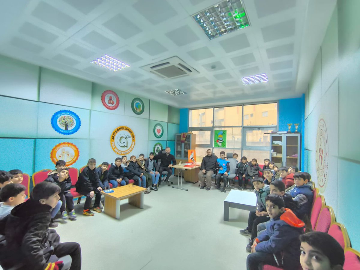GSB_BismilGM's tweet photo. Dumlupınar Cami Kuran Kursu öğrencilerini kurumumuzda ağırladık. Çeşitli aktivitelerle eğlenceli vakit geçirdik 🥰🍀🎈

#GSBGM https://t.co/Sdnf4S7W0W