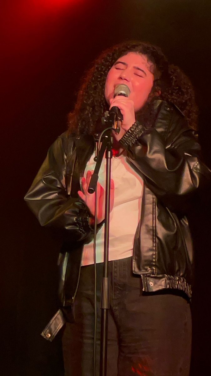 babyeeee 2024, lets hope 2025 is better 🥲 #rnb #singer