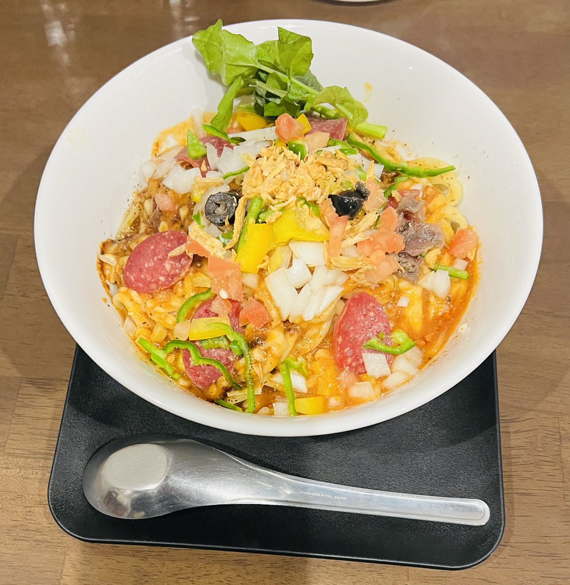 kitchenpapa1's tweet photo. 「ラーメン ❤︎ DIARY by 琉球泡盛」
blog更新しました
三つ由
ピザソバ(大盛)+瓶ビール + おつまみ肉
#三つ由 #ajitoism #ajito #ピザソバ #創作まぜそば #まぜそば #浅草開化楼
https://t.co/m1x4D3E7UQ https://t.co/Z426RKt2Hb