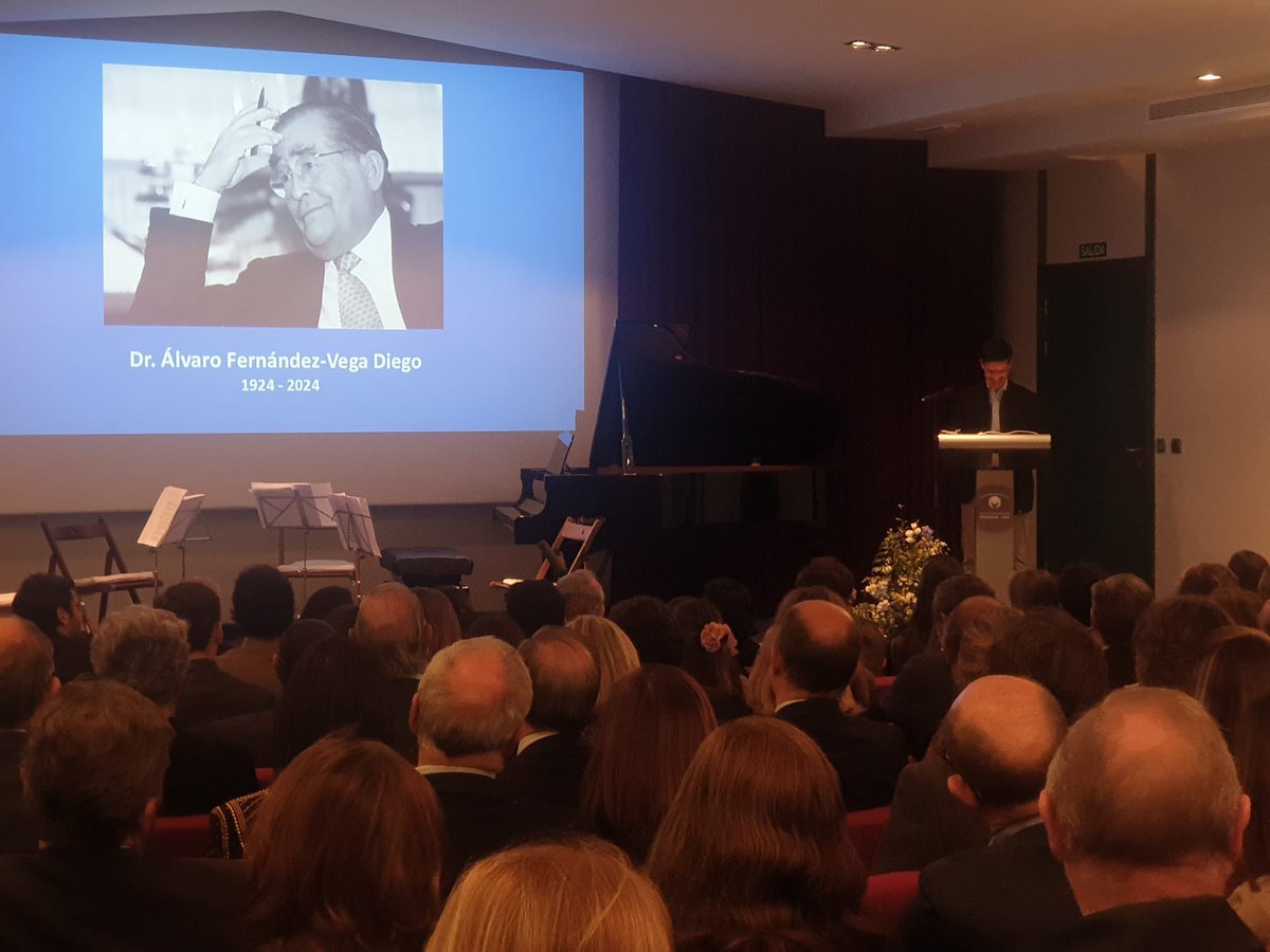 IOFVega's tweet photo. Hoy celebramos el centenario del Dr. Álvaro Fernández-Vega Diego, destacado oftalmólogo y pilar del #IOFV.

Tras una vida dedicada a la medicina, su legado sigue vivo en nuestra institución. Esta tarde, disfrutaremos de un concierto de música clásica en su honor. https://t.co/KY8VxABvON
