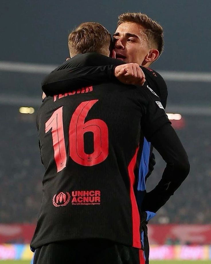 Alber 💙❤️ tweet media