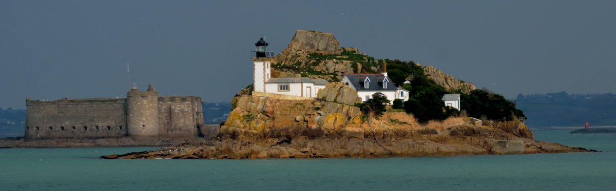 ne vielle photo... 2019... 
#ilelouet #bretagne #finistere #MagnifiqueFrance <a href="/followers/">はうはう</a>
 #PhotographeProfessionnel
 #PhotographieCréative
 #StudioPhoto
 #PhotographeFrance
 #PhotoArt
 #CaptureTheMoment
 #PhotoOfTheDay
 #PhotographyLovers
 #ArtDeLaPhoto
#PassionPhotographie